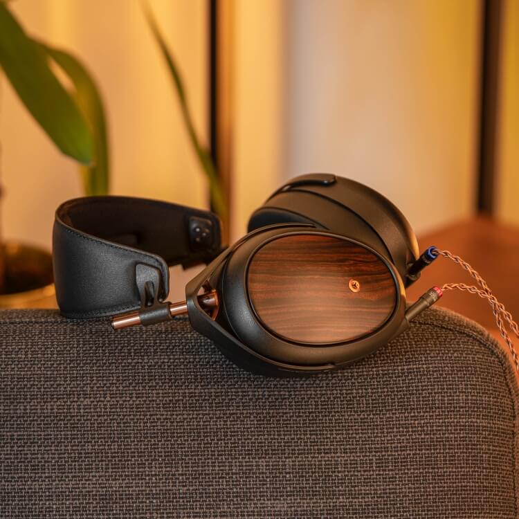 meze-liric2-post-blog