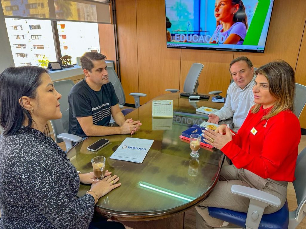 Parceria entre Servpref e Famurs busca ampliar atendimento qualificado em saúde nos municípios gaúchos